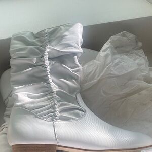 Jessica Simpson White Ruched Heeled Boots
